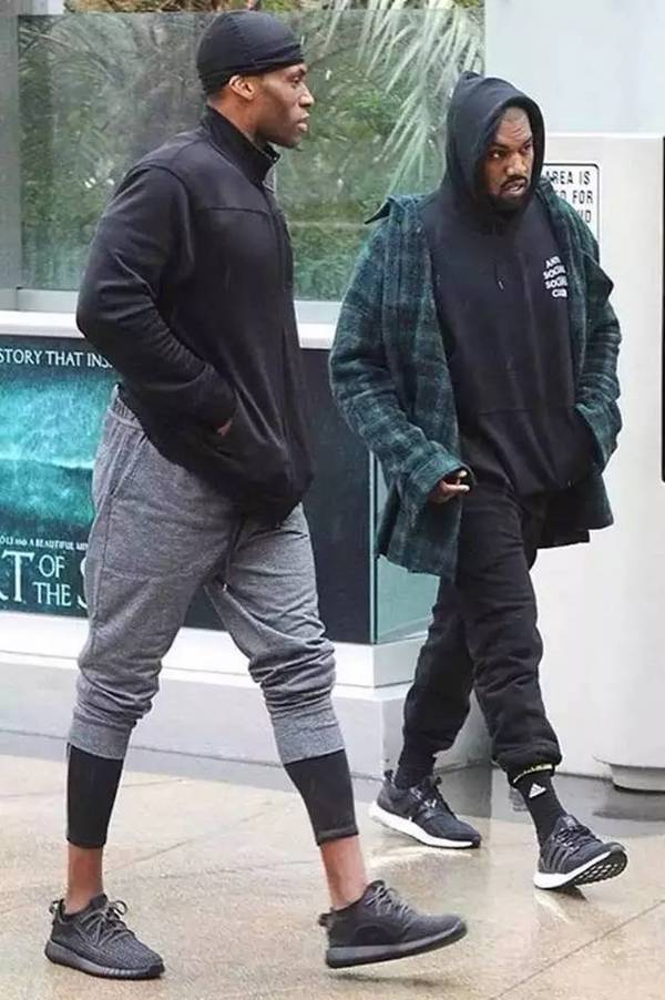 gd和侃爷照片,gd和侃爷都穿的靴子