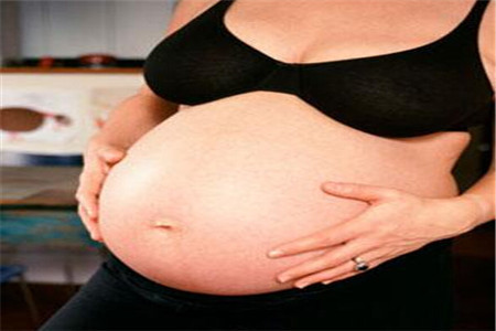 孕妇缺氧胎儿也会缺氧吗,孕早期孕妇缺氧会导致胎儿缺氧吗