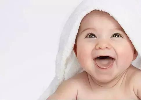 冬天皮肤干燥起皮屑怎么办,皮肤干燥起皮用维e有用吗