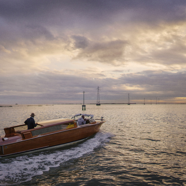 爱上旅行千山万水,爱上旅行爱上自由