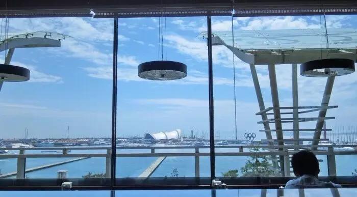 一天吃8顿算啥！回我老家青岛，带你吃上24小时！