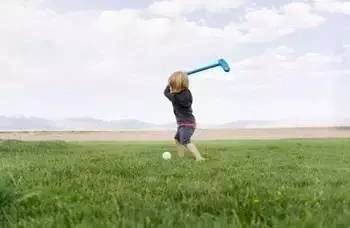 孩子散漫关注力不集中是天生的吗,一年级孩子上课关注力不集中散漫