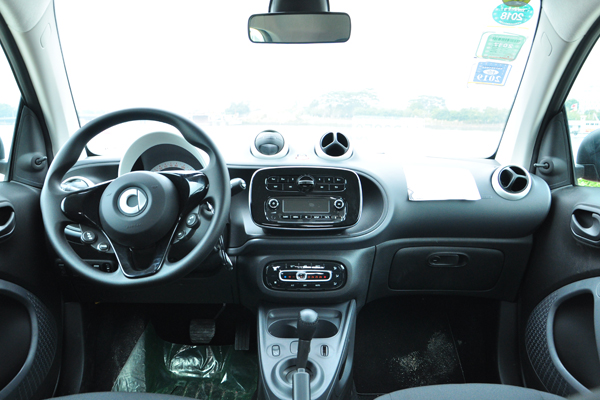 买smart还是奇瑞eq,奇瑞eq和smart