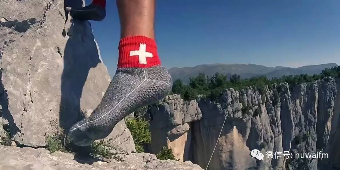 其实，你买了一双假袜子鞋小编告诉你什么是真正的“纯袜子鞋”