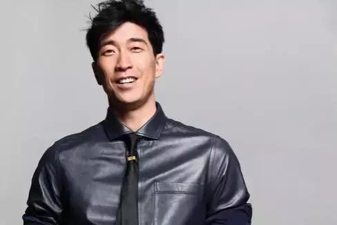 王源穷吗,王源千