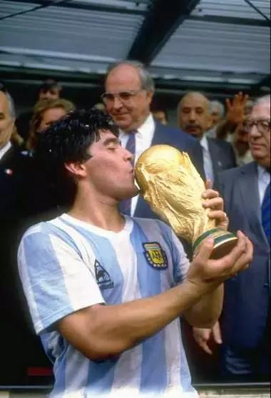 那些年感动我们的天下足球特辑,天下足球十大催泪瞬间