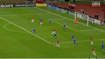 c罗头球2.95米范志毅,国际足球比赛c罗的脚力有多大