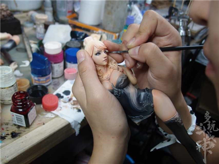 土豪手办模型收藏柜,手办现在还有吗