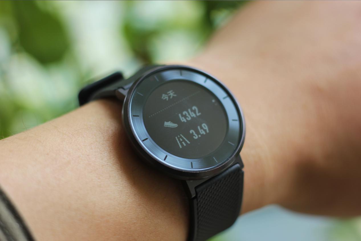 华为荣耀手表S1：你离睡好觉还有一只手表的距离