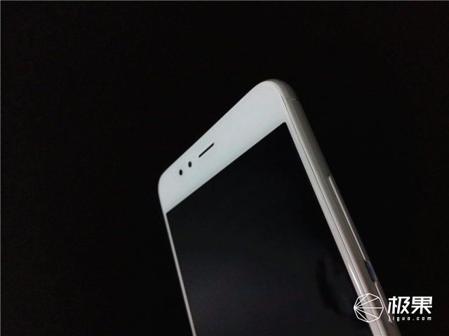 魅蓝5s如何快速充电,魅蓝5s快充怎么样