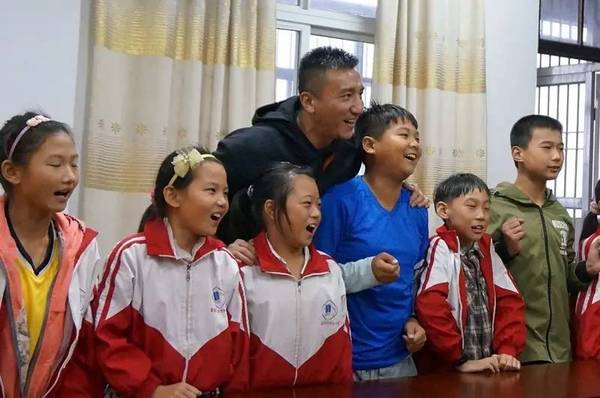 中国最年轻国脚黄博文,黄博文16岁打入中超首球