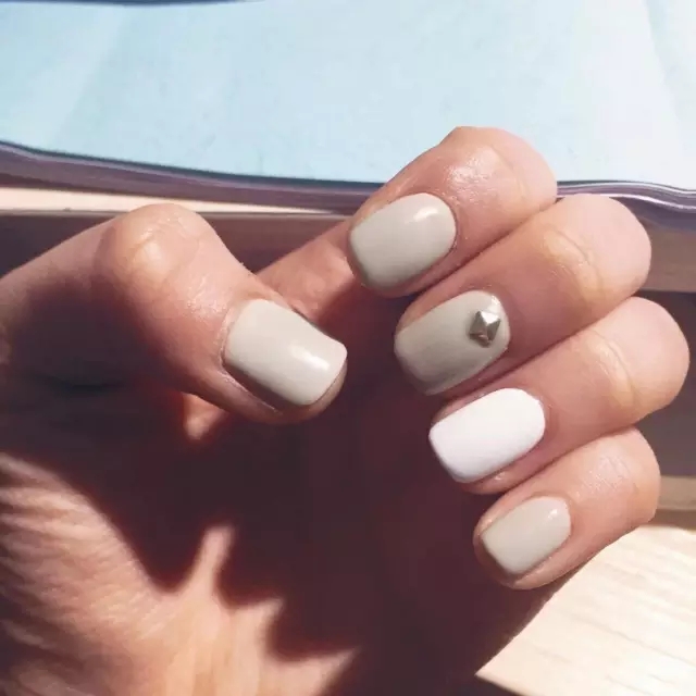 黑皮染发颜色推荐显白,黄皮肤染什么颜色显白