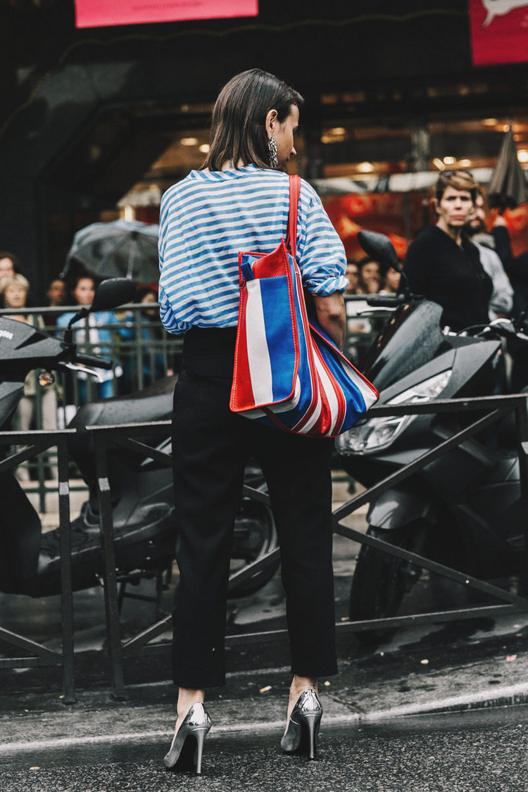 巴黎世家春运同款编织袋,背巴黎世家机车包骑机车