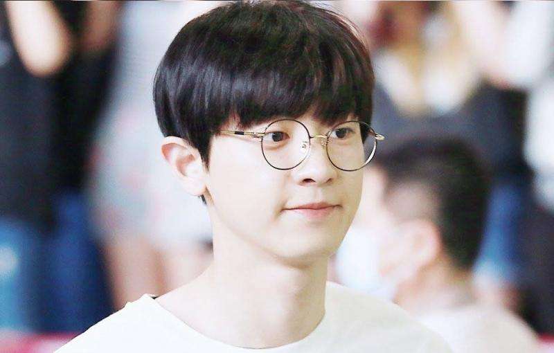 日常戴的眼镜框好看推荐,好看的眼镜换框