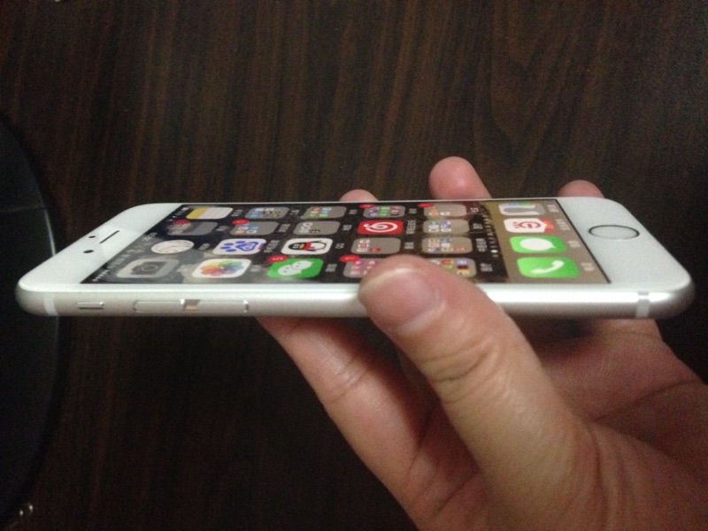 买上一代iphone6s (iphone6s刚出的时候有多火)
