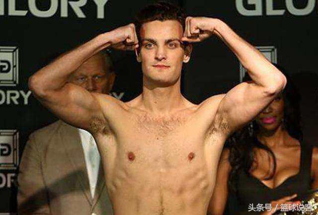 12日体育热点回顾：活该！韩国队员欲重演对中国队诡计被英国选手直接推开！