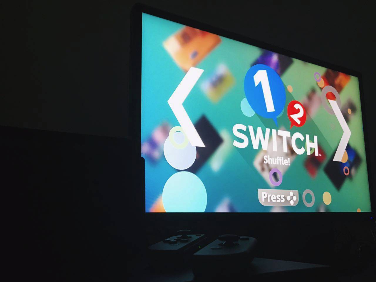 我终于玩到全球都在疯抢的游戏机了，然而却发现