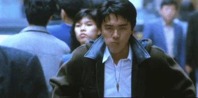 十年龙套一朝逆袭，这就是星爷出道35年的成神之路