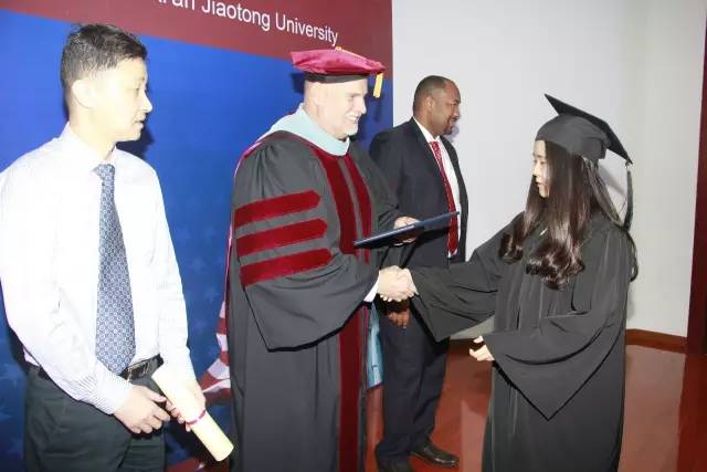 苏州家长的福音不用“小别离”，孩子也能体验美国优质高中