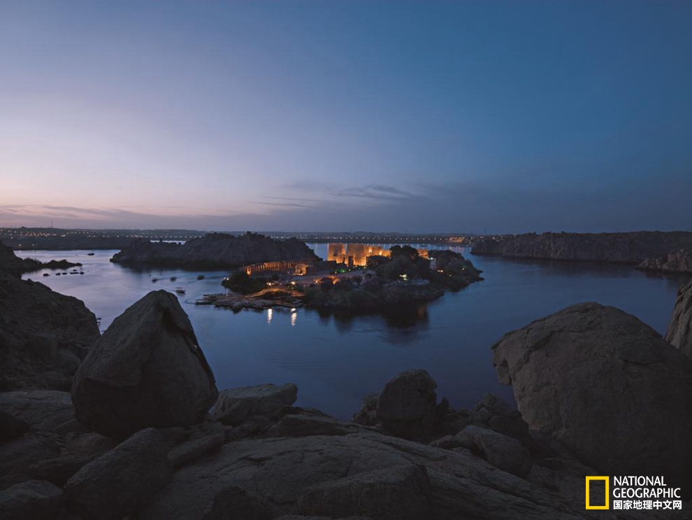 埃及艳后以前是怎么生活的,埃及艳后是什么人种