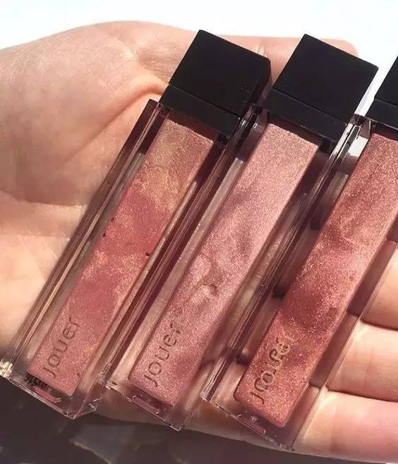 咬唇妆显脏,咬唇妆有层次感