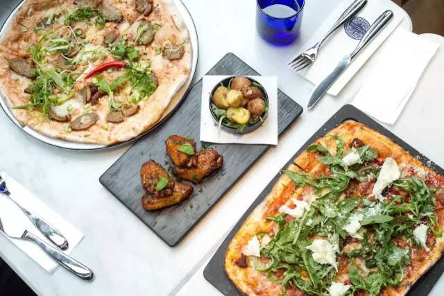 单身狗慎入！在上海，小伙谈恋爱要带女朋友去做……