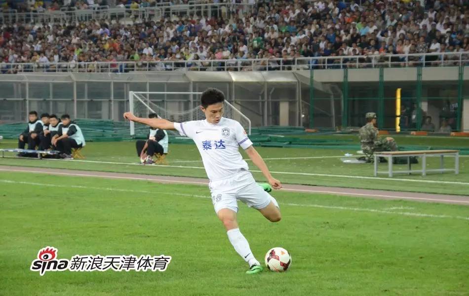 还有哪些中超表现好的球员,中超巅峰时期的球员