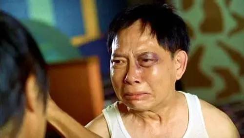 十年龙套一朝逆袭，这就是星爷出道35年的成神之路