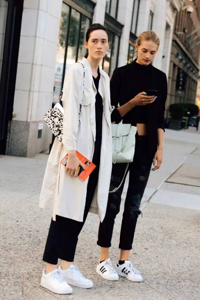 长风衣和短风衣穿搭对比,长风衣外套搭配