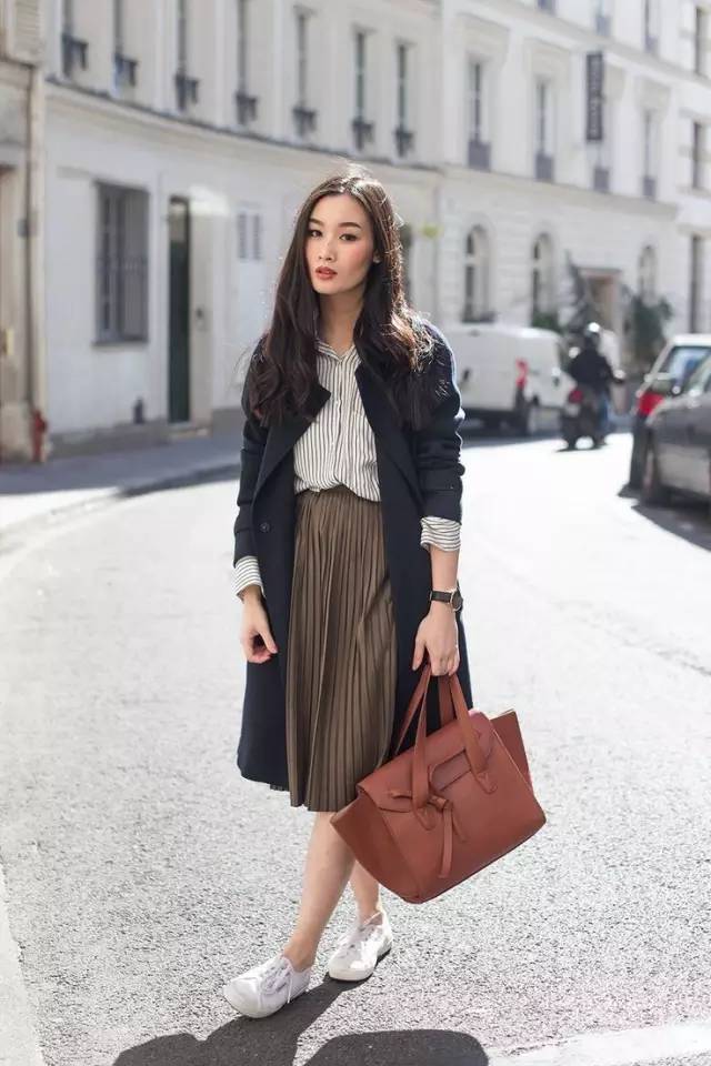 长风衣和短风衣穿搭对比,长风衣外套搭配