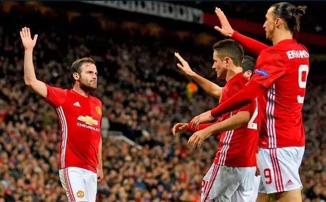 香蕉制胜，曼联成功晋级欧联杯8强