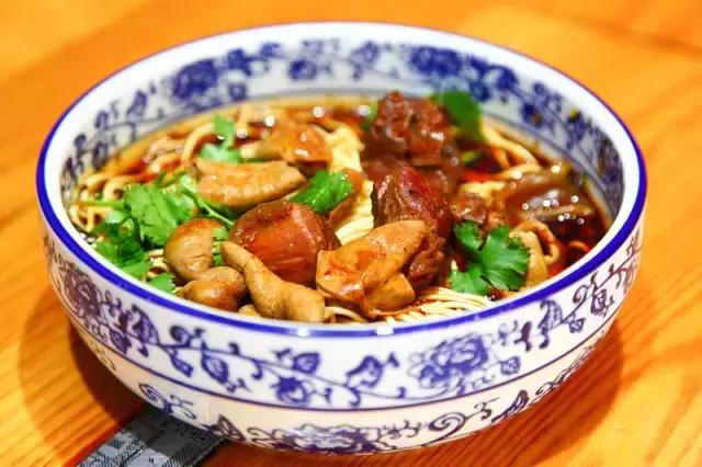 东邪、南帝、北丐、中神通，重庆小面的江湖地位你知道吗？