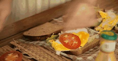 一家超级隐蔽的甜品店,一家隐藏在居民楼的日式料理