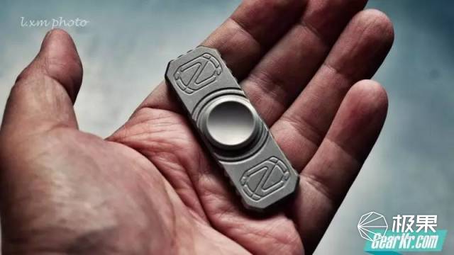 指尖陀螺一般转多久,指尖陀螺拆解过程