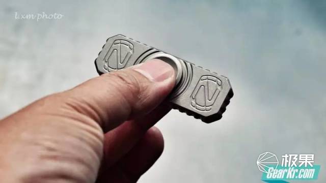 指尖陀螺一般转多久,指尖陀螺拆解过程