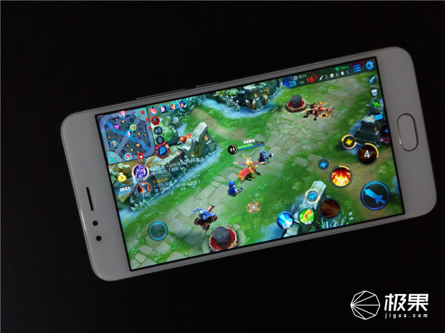 魅蓝5s如何快速充电,魅蓝5s快充怎么样