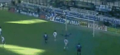 雷科巴世界杯视频,最牛的任意球卡洛斯和雷科巴