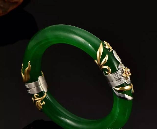 摔坏的手镯怎么修复,手镯摔坏了是不是不想补好