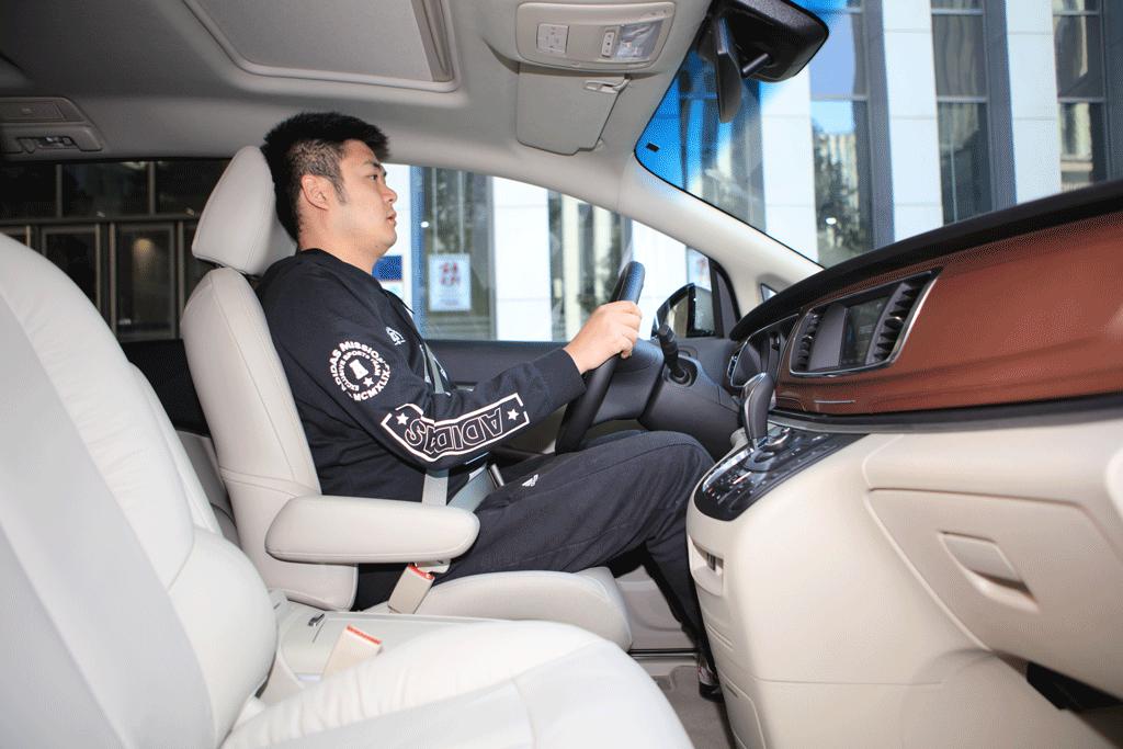 别克gl8商旅和es区别,别克gl8商旅尊贵型2.0t