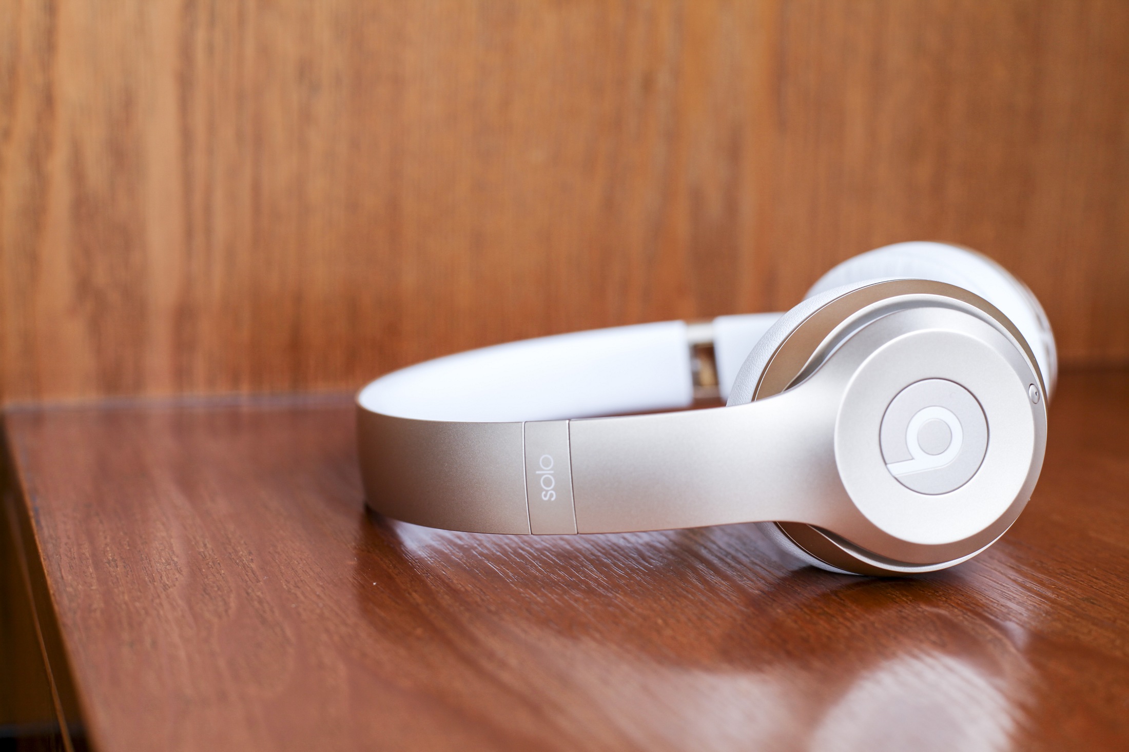 beatssolo2 wireless测评 (beatssolo2wireless外观)