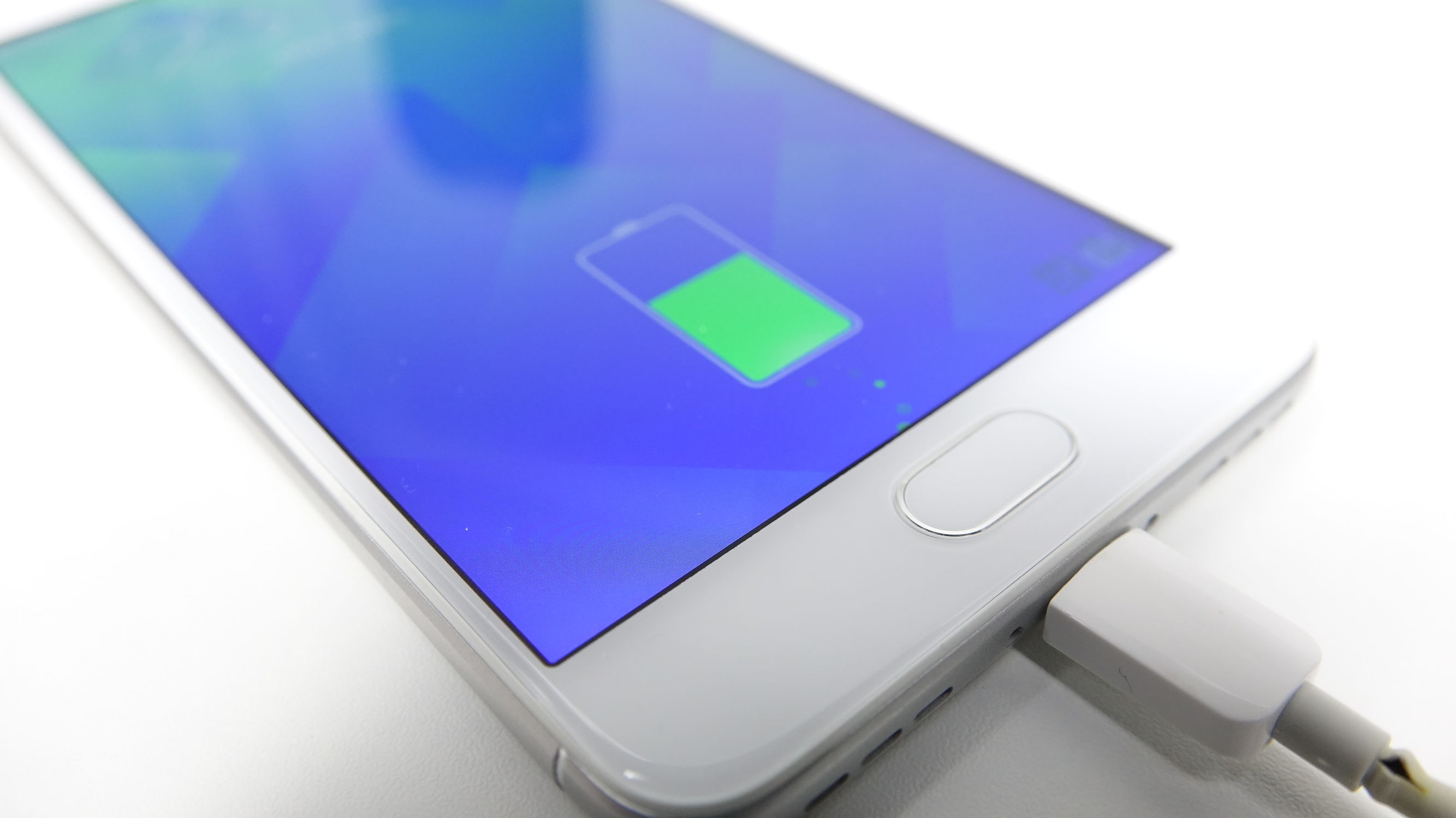 魅蓝5s深度体验：千元机快充是噱头还是真实力