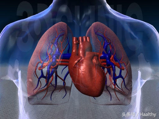 正在服用靶向药的患者，请谨慎间质性肺炎