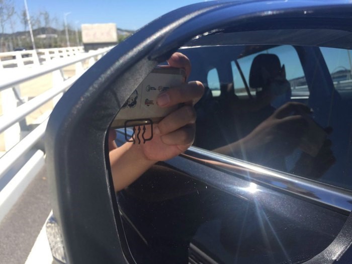 新款长安cs751.8t提车作业,长安cs751.4t豪华版用车成本参考