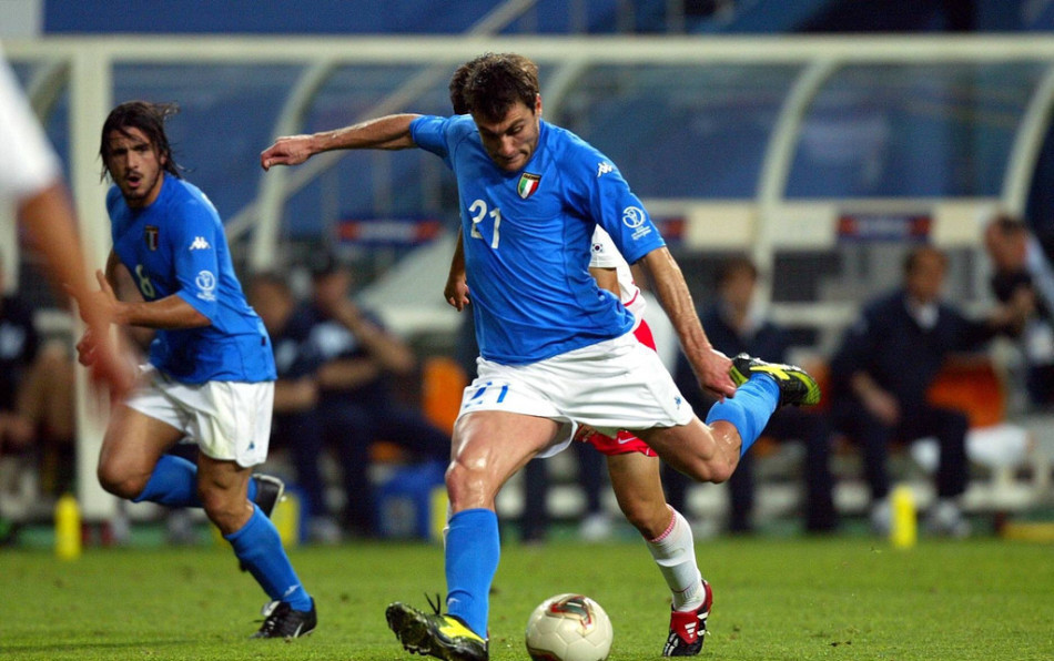 足坛里穿31号球服的高手,有哪个球星穿21号