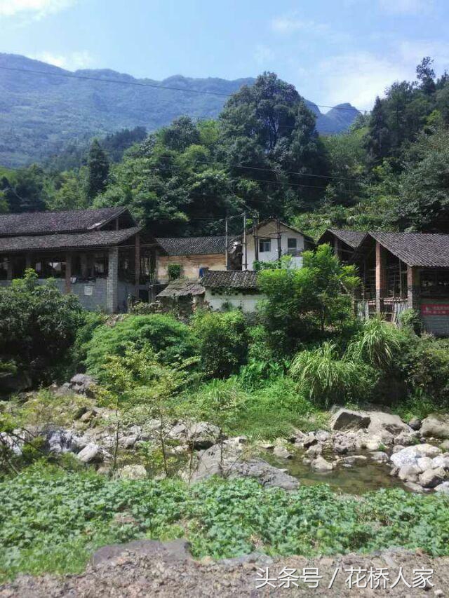 石柱花桥风景区,秭归县石柱村花桥