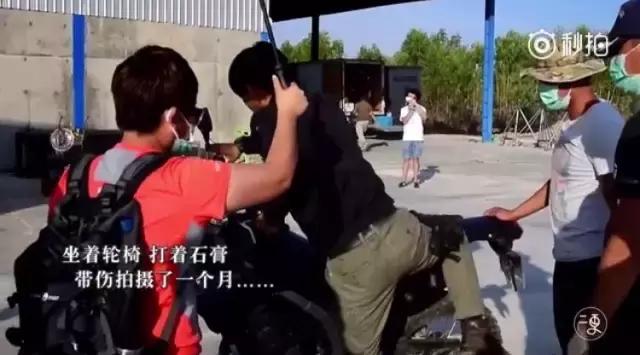 黄轩关心文咏珊,黄轩burberry