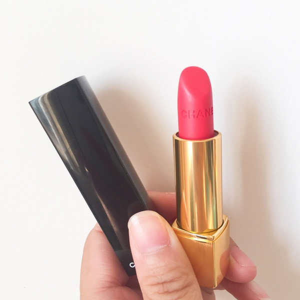 火爆天的西柚色，让他忍住不亲一口