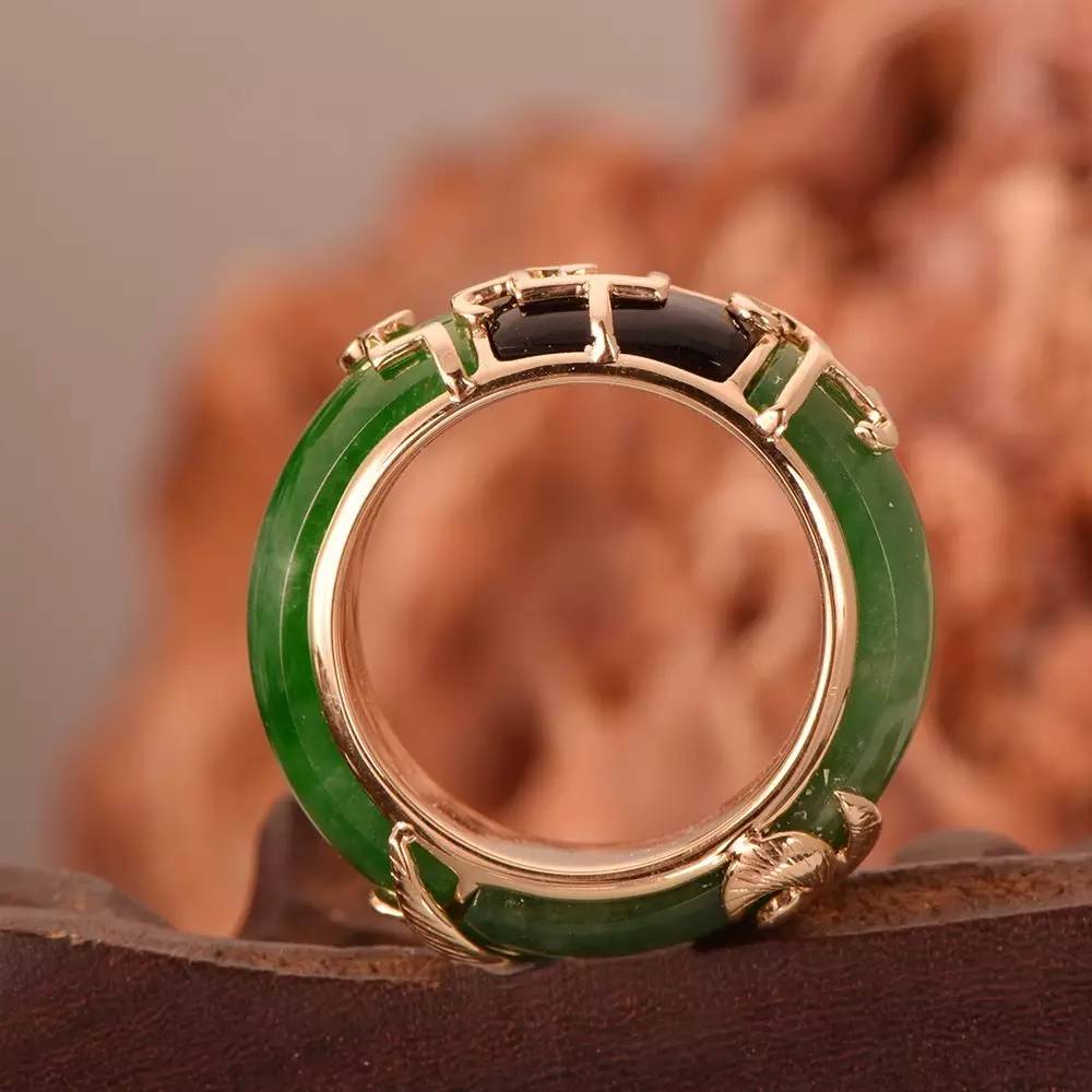 摔坏的手镯怎么修复,手镯摔坏了是不是不想补好