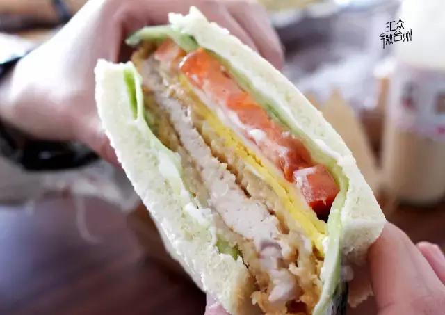 一家超级隐蔽的甜品店,一家隐藏在居民楼的日式料理