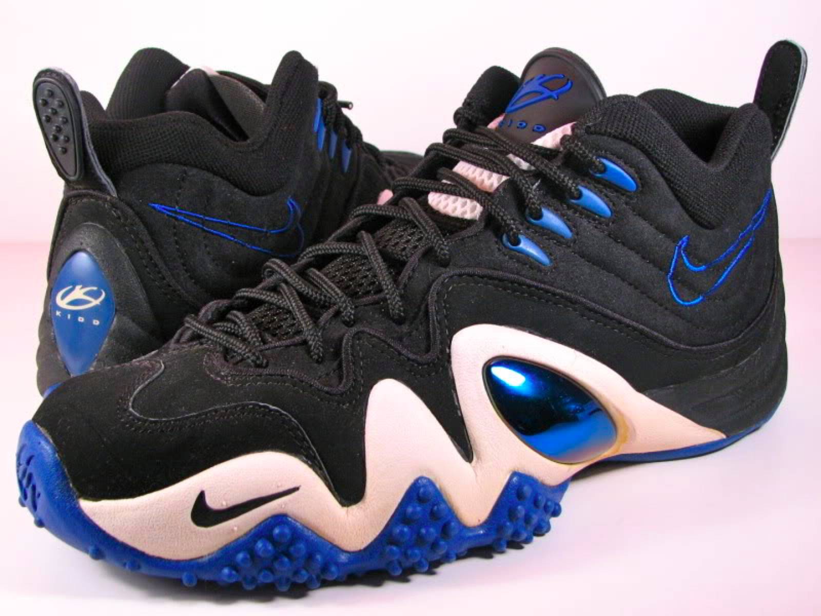 315的阴霾终究会散去，奔跑的“鞋狗”耐克该回头看看初心了